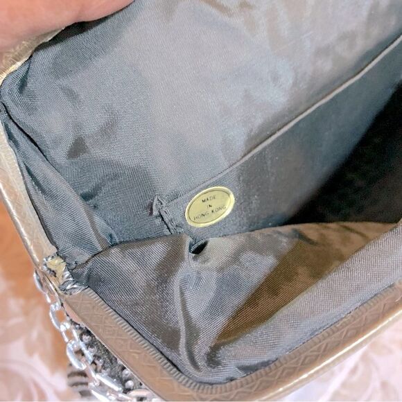 Evening Bag Handbag Black Flower Studded Chain Strap Kiss Lock made in Hong Kong - Picture 5 of 5